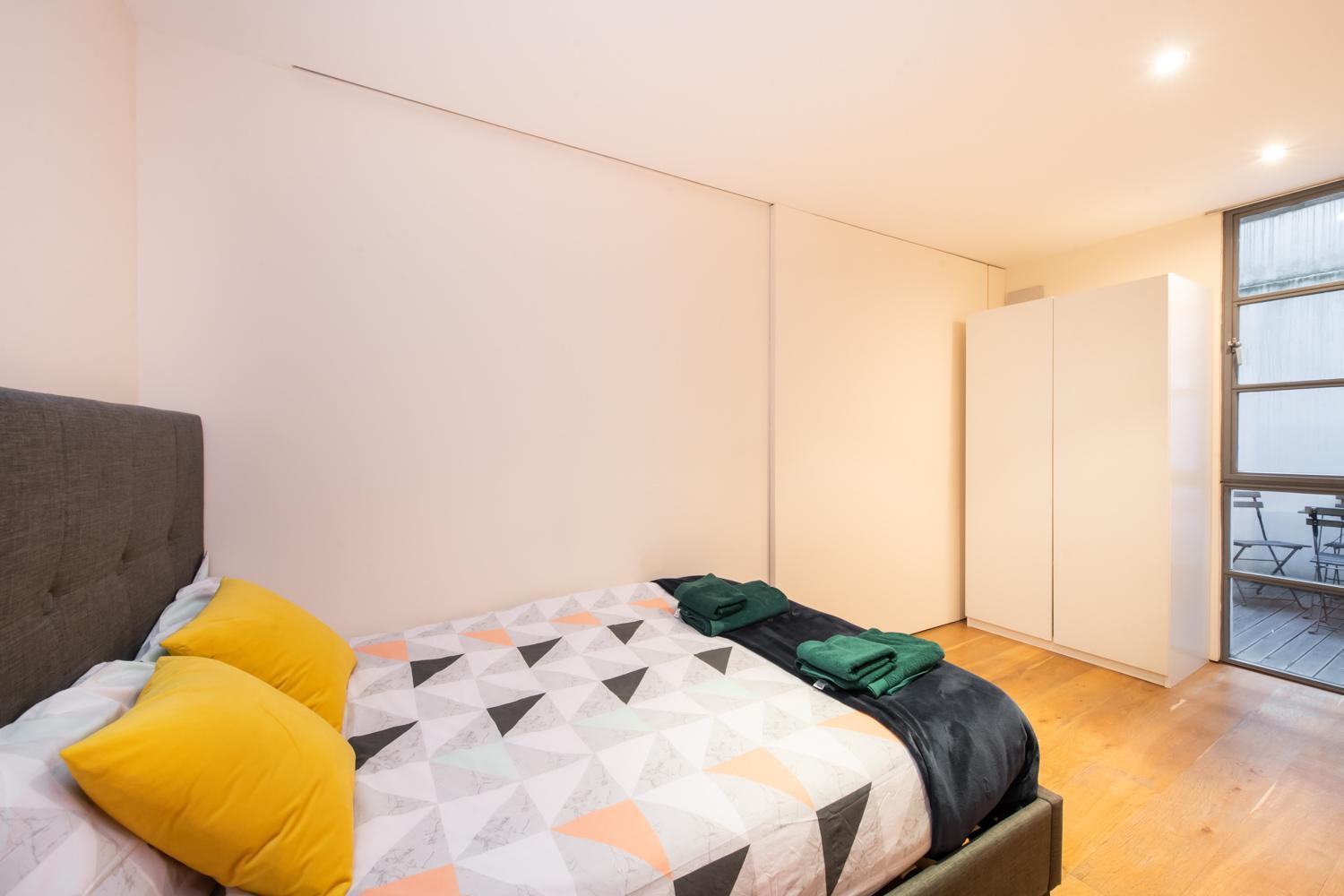 Pollen Street, Three-Bedroom Flat لندن المظهر الخارجي الصورة