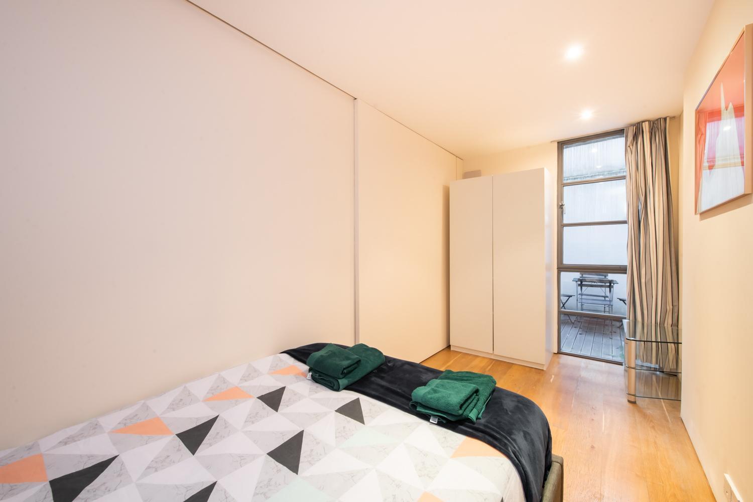 Pollen Street, Three-Bedroom Flat لندن المظهر الخارجي الصورة